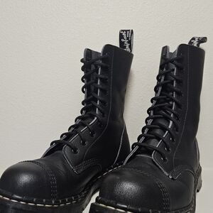 Gripfast 10-eyelet Steel-toe Boots